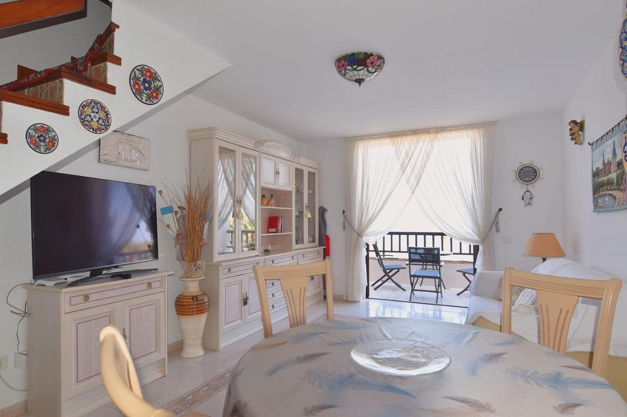 Appartamento Casa Nicole Arona  Esterno foto